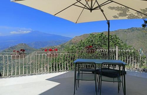 Castelmola Apartment | Intero Alloggio Casa Mylai