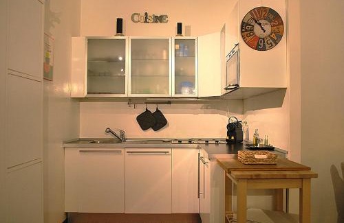 Milano Due Apartment | Intero appartamento fronte Ospedale San Raffaele