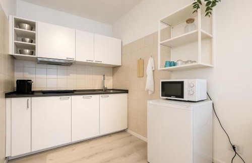 Padova Apartment | Intero Apt Padova - Free Parking - WiFi - Aria Condizionata - Oasi Padova