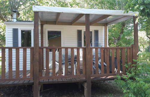 Carlux House | Intimate mobile home overlooking the Dordogne