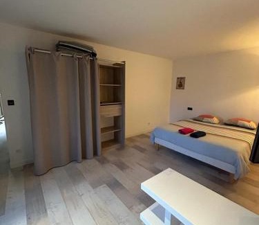 Vernouillet House | Intime et tranquille