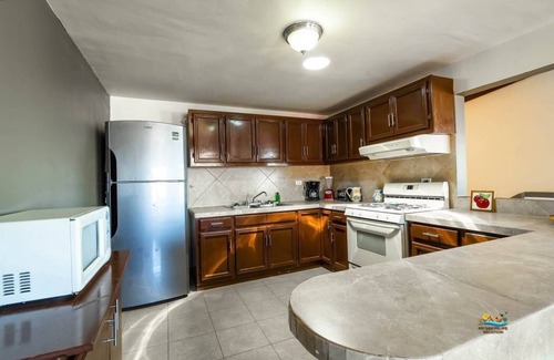 Verdugo Condo | InTown Beach front condo - Casey`s condo 1