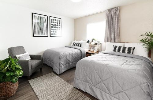 Downers Grove Hotel | InTown Suites Extended Stay Chicago IL - Downers Grove