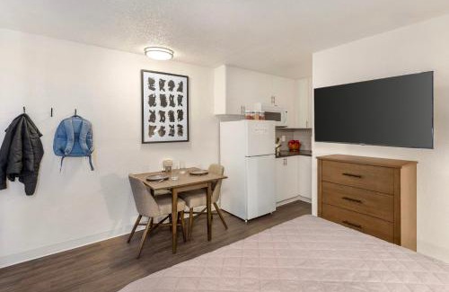 Norcross Hotel | InTown Suites Extended Stay Atlanta GA - Norcross