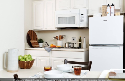 Roswell Apartment | InTown Suites Extended Stay Atlanta GA - Roswell/Alpharetta