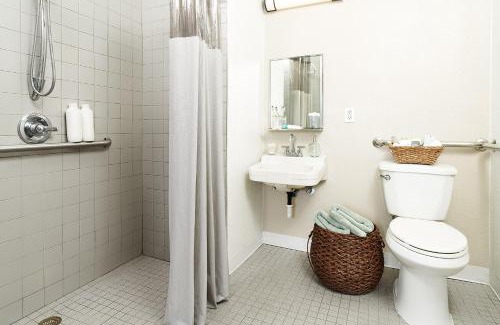 North San Antonio - SAT Hotel | InTown Suites Extended Stay San Antonio TX - Nacogdoches Road