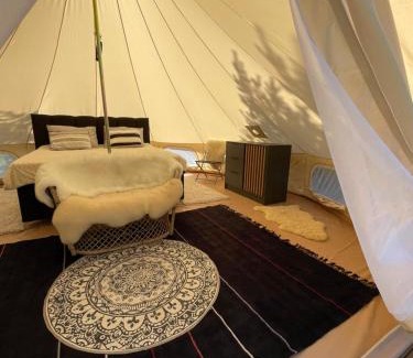 Muhu Other | Intsu Royal Kadakametsa Glämp