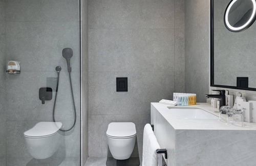 Cekmekoy Hotel | INVENTIST Hotel Sports Academy