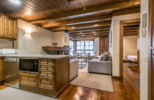 Baqueira Apartment | Invernalia; precioso apartamento a pie de pista en Val de Ruda 3dorm