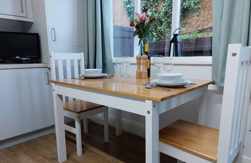 Herne Bay Apartment | Inviting 1-Bed Apartment in Herne Bay