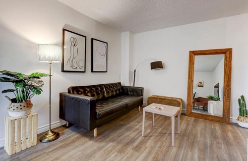 Quartier des Spectacles Apartment | Inviting 1BR on Rene Levesque