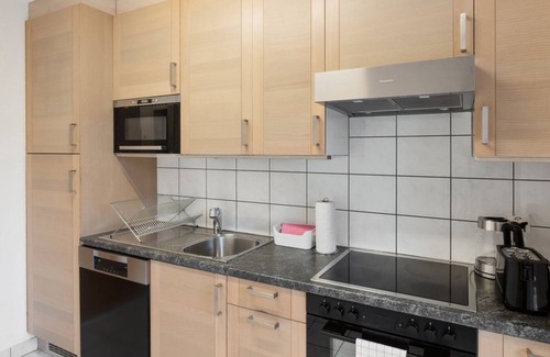 Center Apartment | Inviting 2-BR Apartment Living