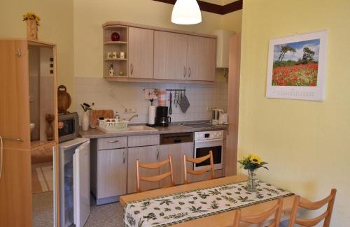 Bastorf Apartment | Inviting apartment in Wendelstorf with communal garden