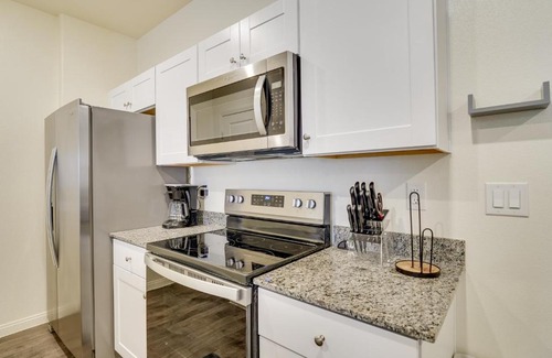 Henderson House | Inviting Henderson Townhome with Community Pool!