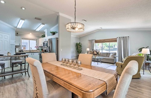 Del Mar Cottage | Inviting Lady Lake House: In the Village!