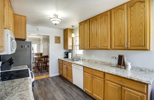 Richfield House | Inviting Minneapolis Vacation Rental w/Game Room!