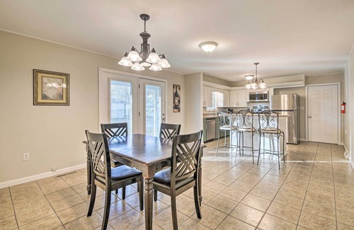 Ozark House | Inviting Ozark Home ~ 31 Mi to Branson!