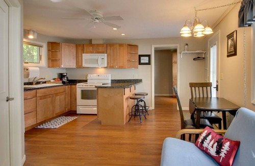 Watab Cabin | Inviting Rice Cabin w/ Fire Pit & Lake Access!