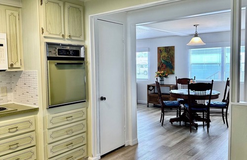 Nokomis House | Inviting Stay near Gulf beaches - Clubhouse and Heated Pool