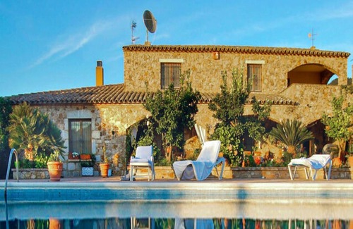 Calonge Villa | Inviting Villa in Calonge with Private Pool