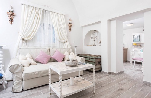Fira House | Iokasti villa Santorini