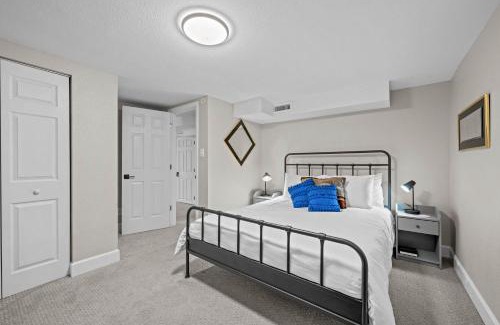 Aurora House | Iola