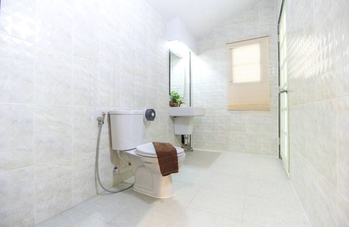 Phlap Phla Hotel | IP Plus Resort Chanthaburia - Halal Hotel