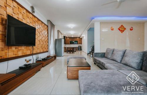 Kampung Simee House | Ipoh Garden Luxury House By Verve (14pax)
