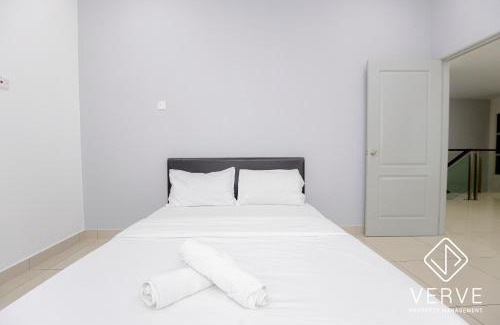 Taman Wah Keong House | Ipoh Luxury Suites by Verve (18 Pax) EECH16