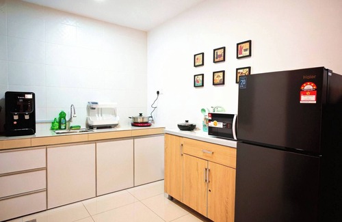 Kampung Kuala Pari Condo | Ipoh Manhattan Free Waterpark 3BR 8pax Family Suite Mha306 by City Home Empire