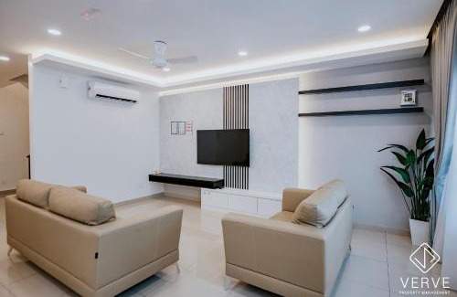 Taman Lapangan Terbang House | Ipoh Mansion House 25 by Verve