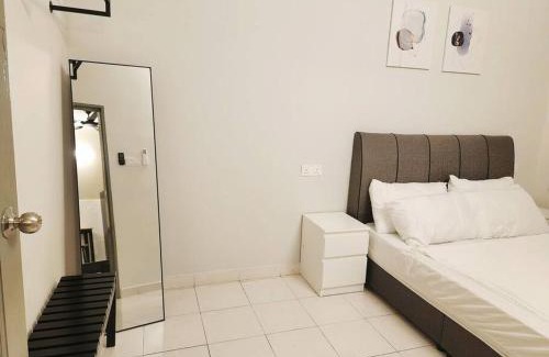 Ipoh House | IPOH MENGLEMBU LOHAS 4BR3Bath14 PAX
