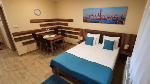 Sostogyogyfurdo Bed & Breakfast | Irány Colorado Apartman
