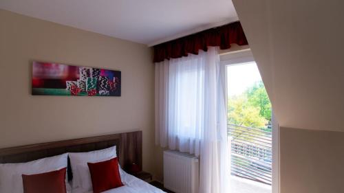 Sostogyogyfurdo Bed & Breakfast | Irány Colorado Apartman