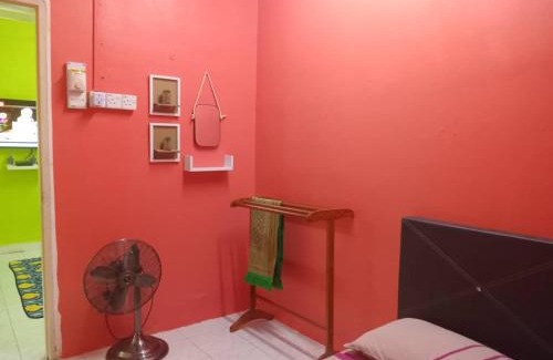 Seri Manjung House | Irfans HomestayDouble storey