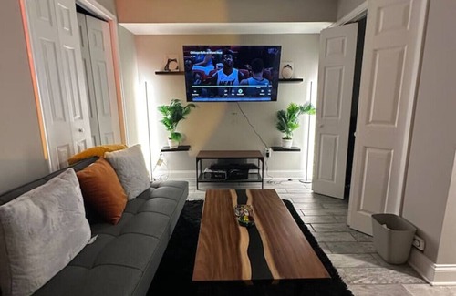 Northeast Apartment | Irie Blue: 4/20-Friendly Oasis w/ Patio & Firepit