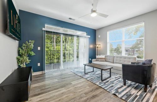 Whitestown Apartment | IRIE Living Divine Kg 2bd Gym Pool Brand New