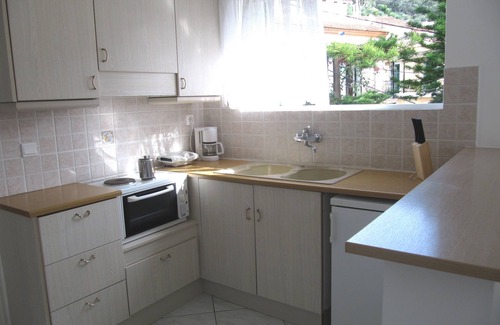 Agios Gordios Apartment | Irini studio for 2, central location and 5 minutes walk from the sandy beach