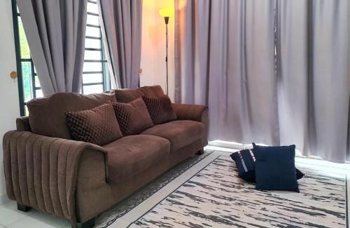 Johor Bahru House | IRIS 33 Corner Lot House Spacious Outdoor WI-Fi