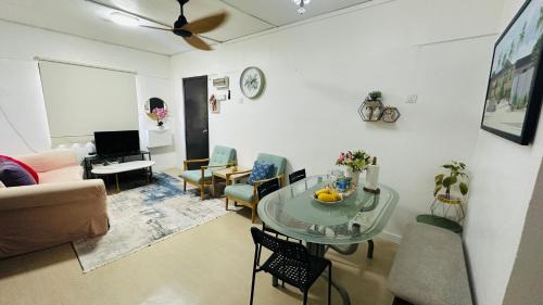 Taman Melati Apartment | Iris Homestay @ Taman Melati