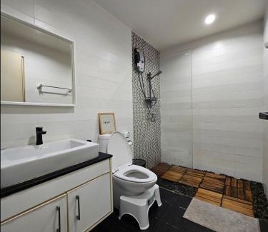 Suan Luang Apartment | Iris Rama9 Airport link-Huamark