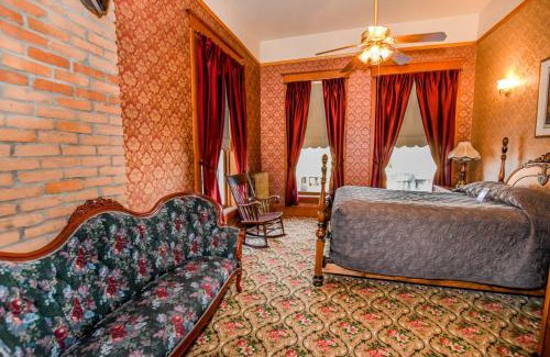 Cody Hotel | Irma Hotel