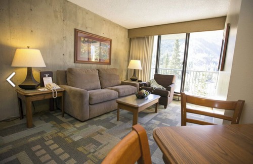 Salt Lake Mountain Resorts Cabin | Iron Blosam Lodge, Snowbird. 1/3-10/2026