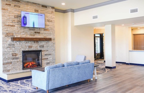 Upton Hotel | Iron Creek Inn & Suites