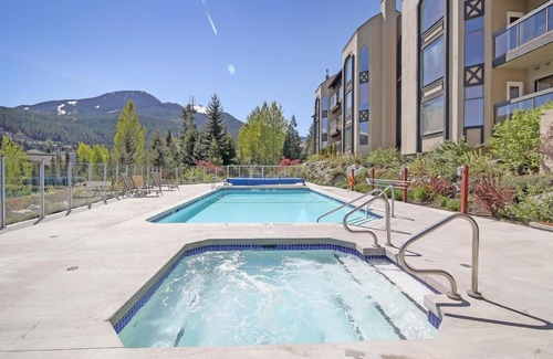 Blueberry Hill Apartment | Ironwoods on Blueberry Hill by Whistler Blackcomb Vacation Rentals