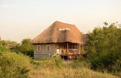 Kasese Cabin | Irungu Forest Safari Lodge
