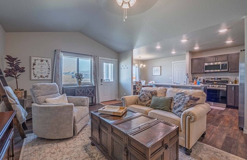 Rapid City House | Isaac’s Nook in the Hills