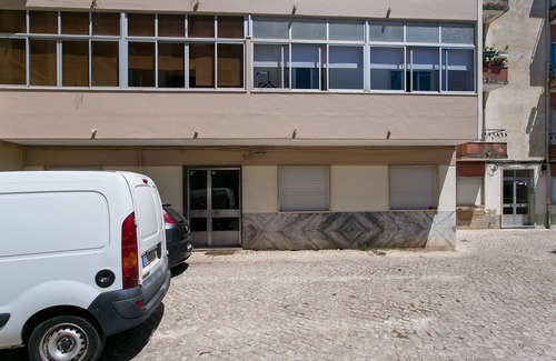 Algueirao - Mem Martins Apartment | Isabel Dream IV, 400m from the train, 4 Km from Sintra.
