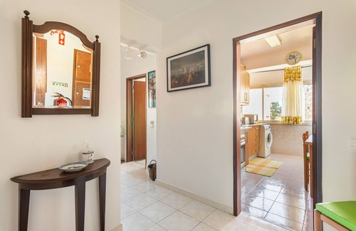 Rio de Mouro Apartment | Isabel Dream III, 400m from the train, 6 Km of Sintra.
