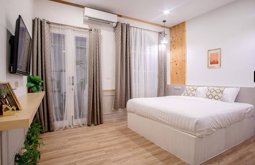 Old Phuket Town Hotel | Isara Boutique Hotel and Cafe